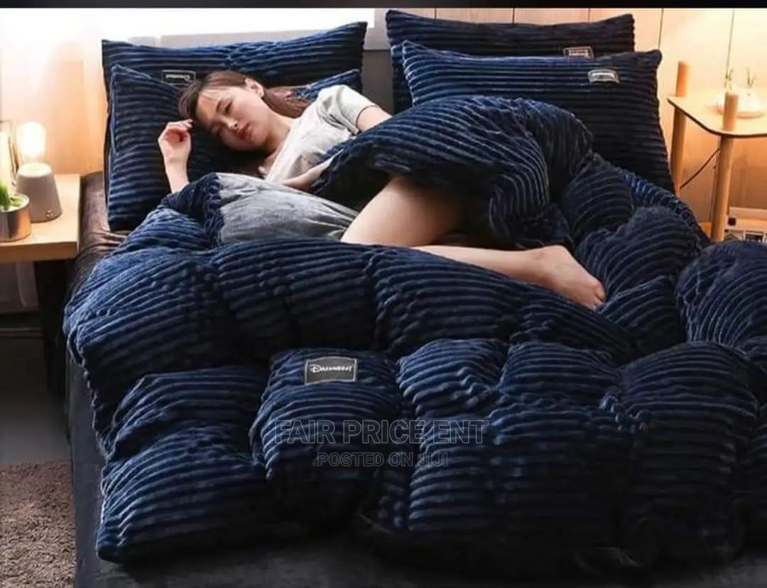 Vip Volvet Duvet Set 6x6.,( Blue)