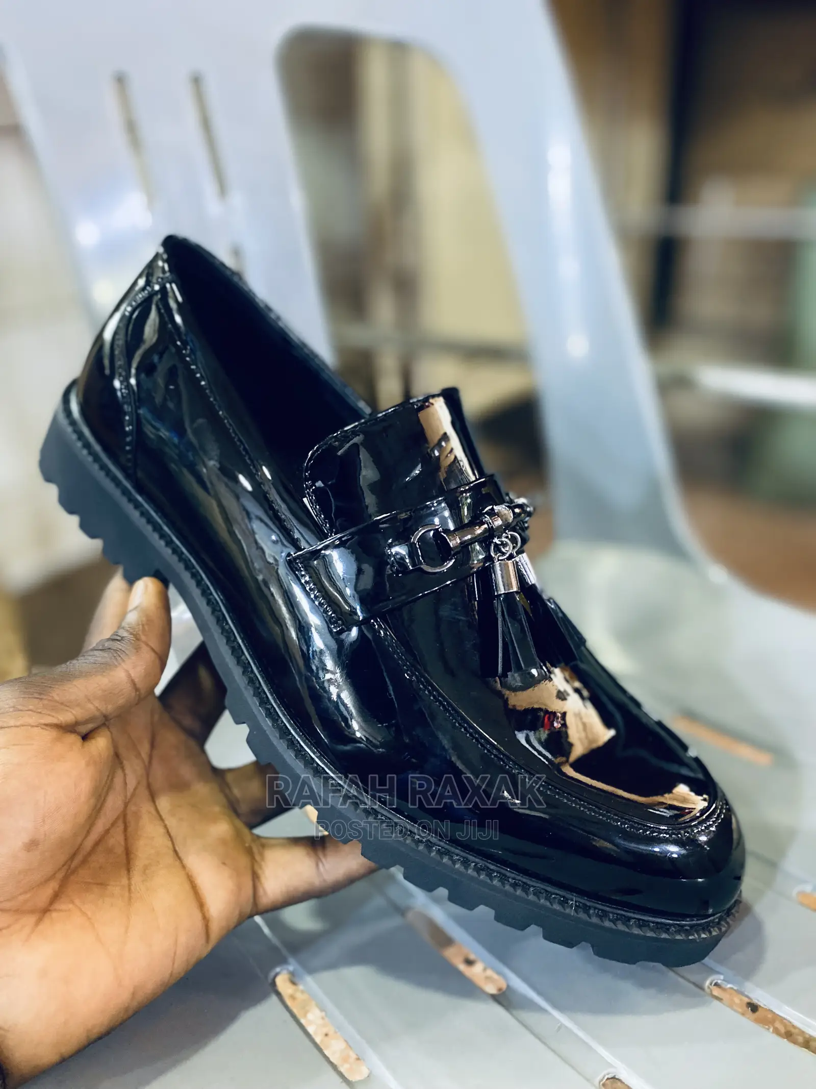 Men’S Classic Shinny Shoes
