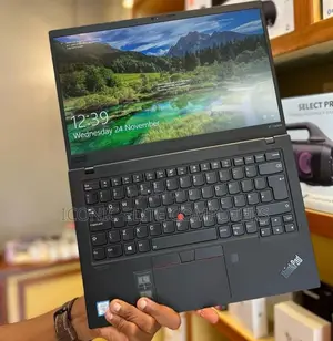 New Laptop Lenovo ThinkPad X1 Carbon 16GB Intel Core i5 SSD 512GB