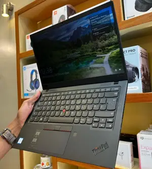 New Laptop Lenovo ThinkPad X1 Carbon 16GB Intel Core i5 SSD 512GB