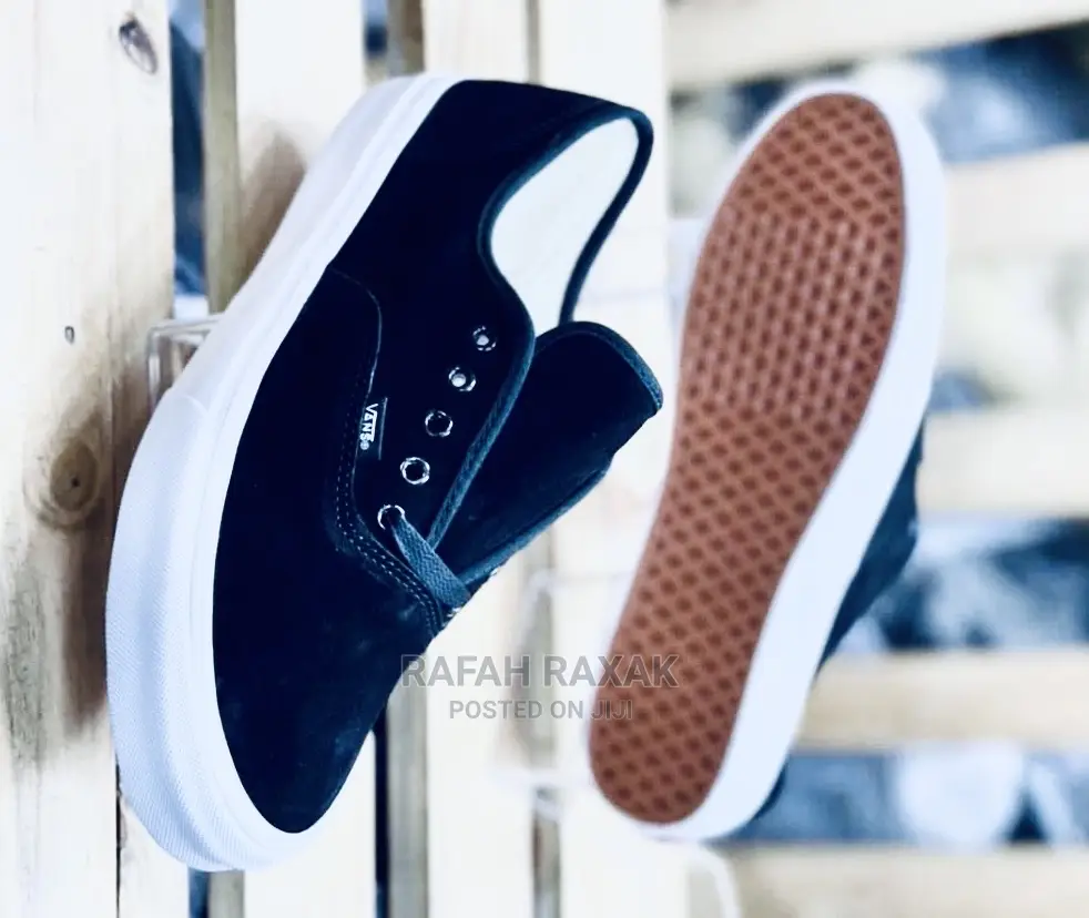 Original Suede Vans Off the Wall