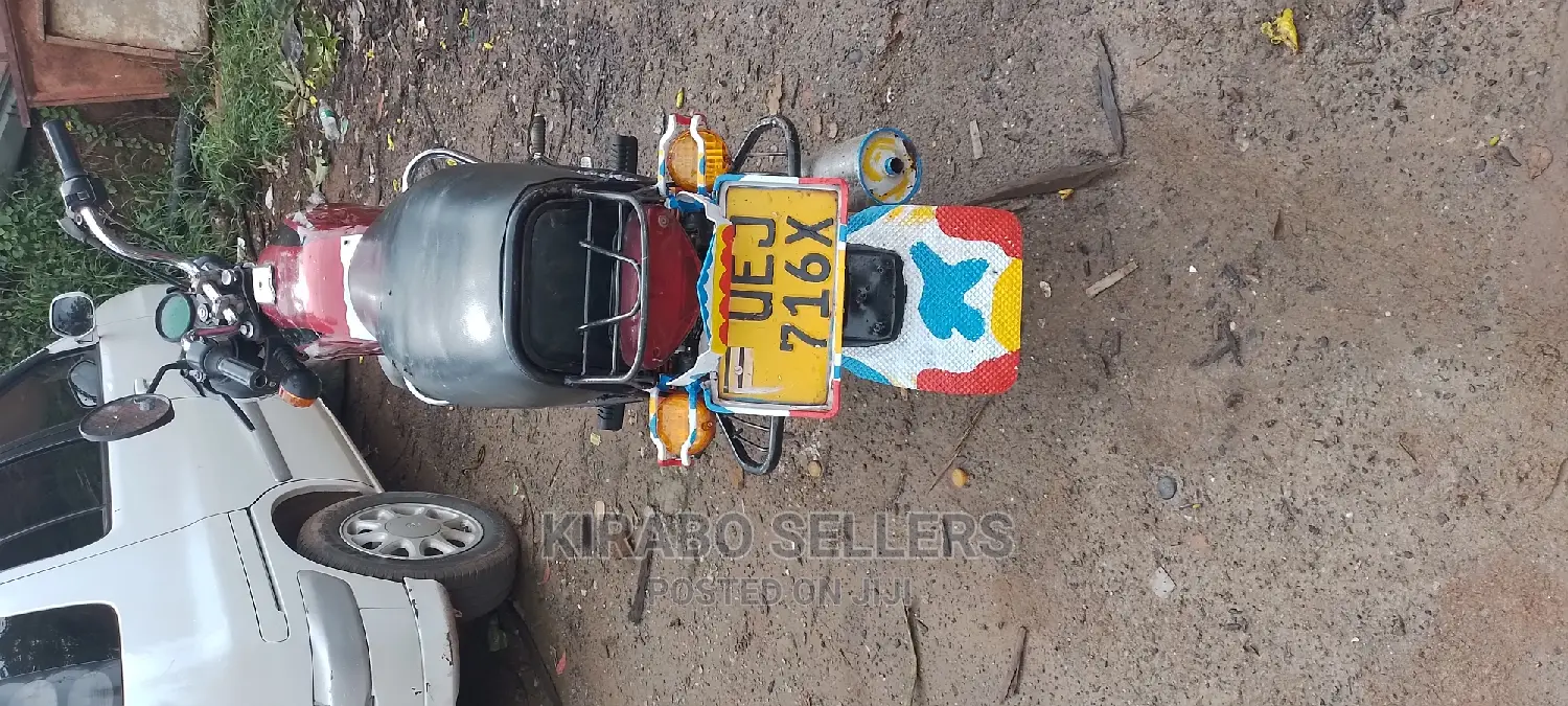Bajaj Discover 150 2014 Pink