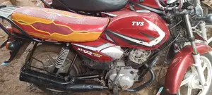 TVS HLX 125 2020 Gray