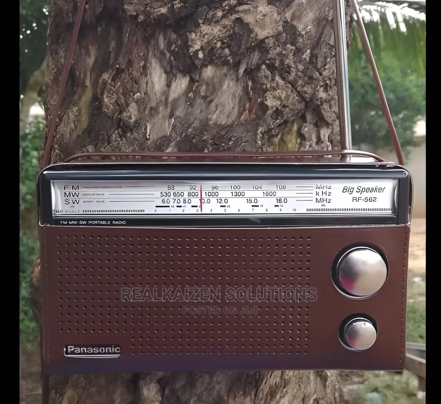 PANASONIC FM-MW-SW Portable Battery Retro Radio RF-562DD2