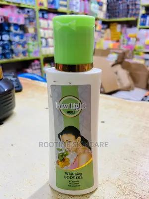 Photo - New Light Whitening Body Oil