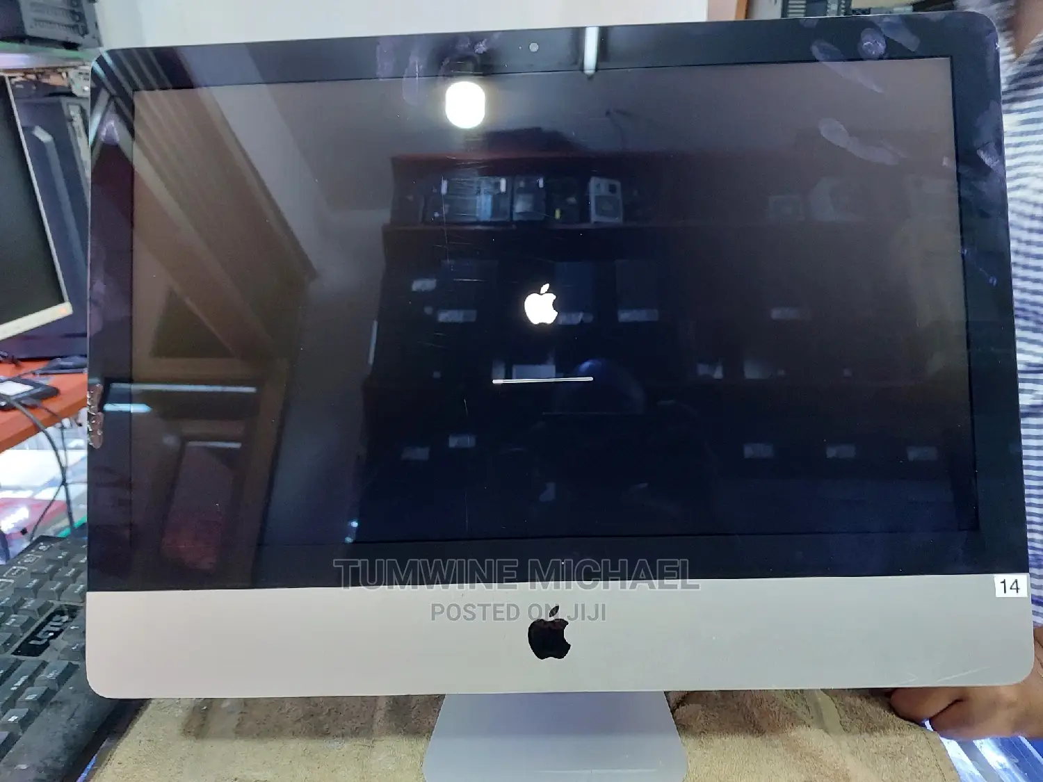 Desktop Computer Apple iMac 8GB Intel Core I5 SSD 128GB