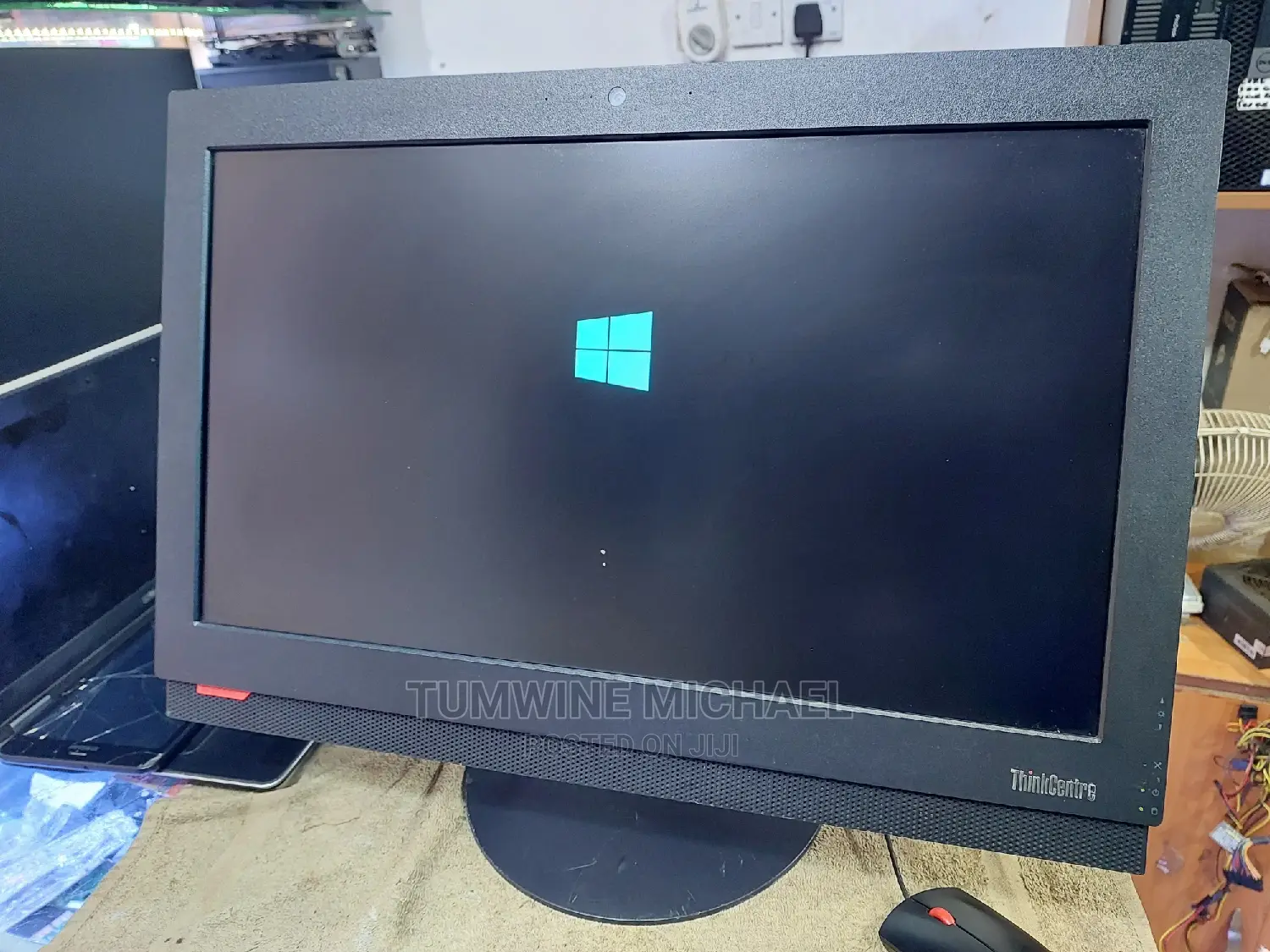 Desktop Computer Lenovo ThinkCentre 24 8GB Intel Core I5 HDD 500GB