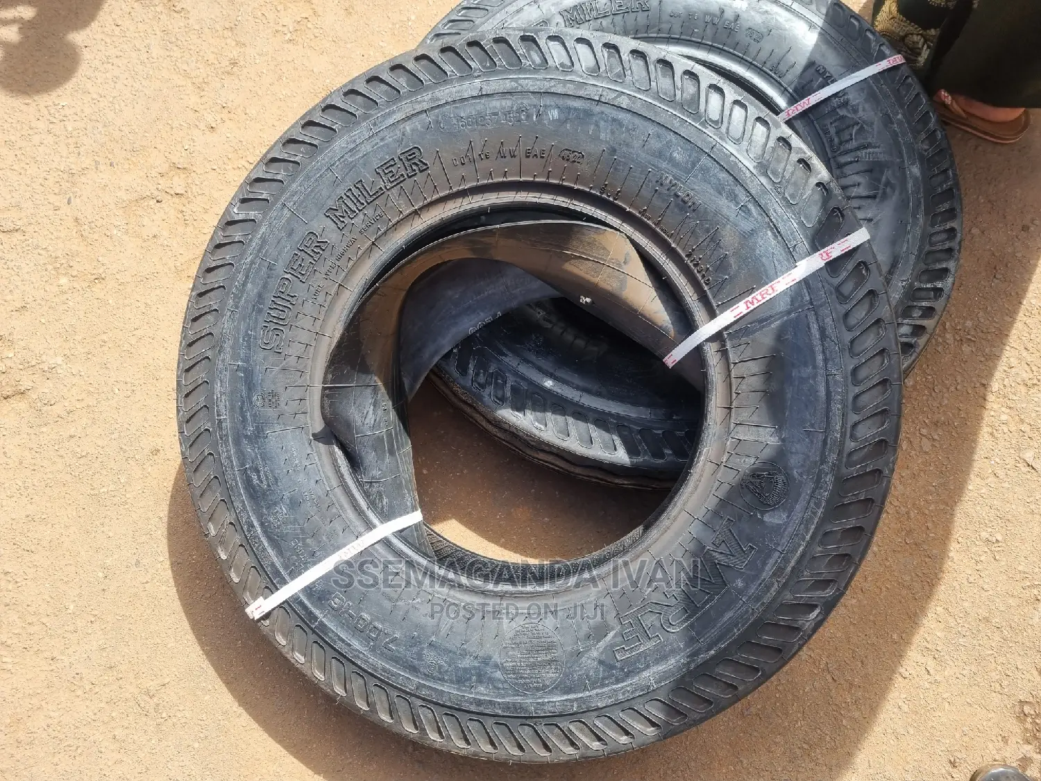 700r16 Highway MRF Tyres