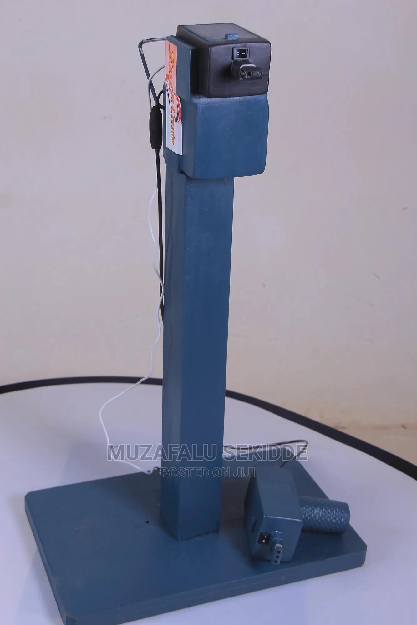 Deadlock Machines + Stand For All Sizes Of Lock