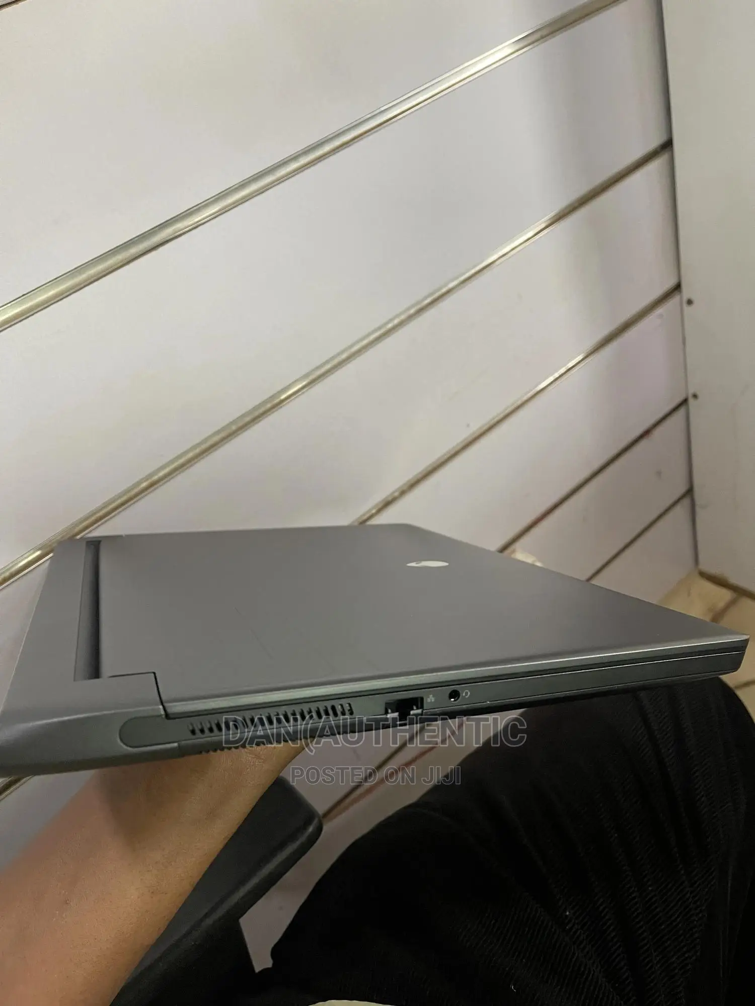 New Laptop Alienware Area-51m 16GB Intel Core I7 SSD 1T