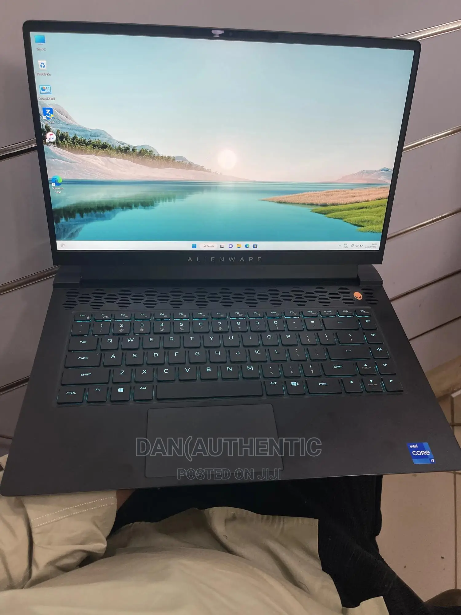 New Laptop Alienware Area-51m 16GB Intel Core I7 SSD 1T