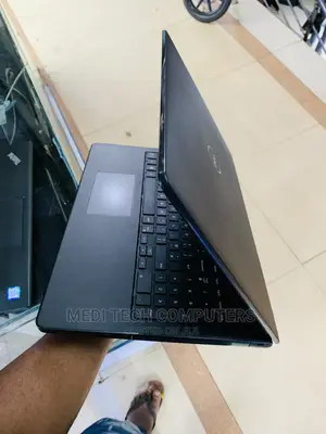 Laptop Dell Inspiron 15 3552 4GB Intel Celeron HDD 500GB