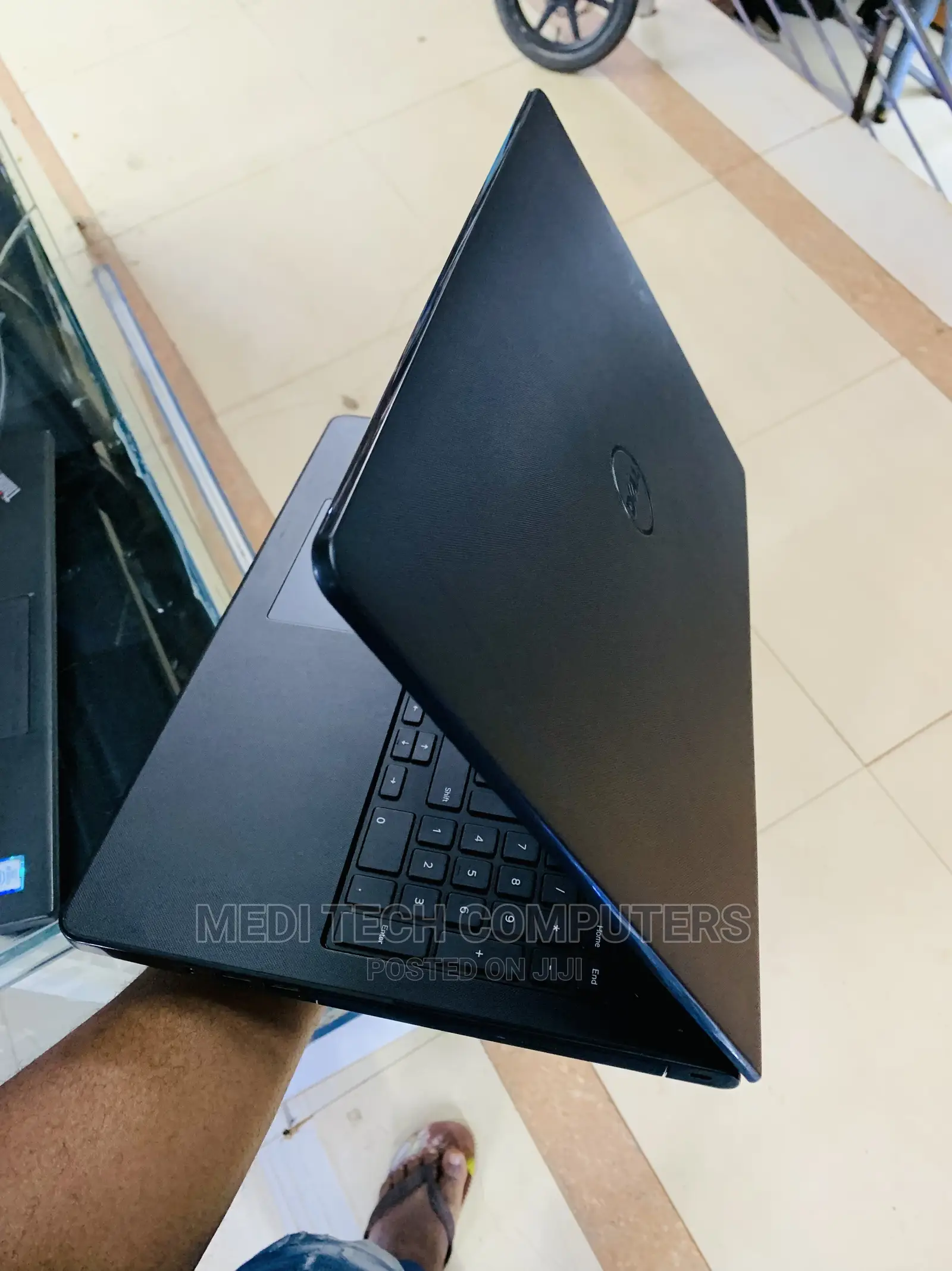 Laptop Dell Inspiron 15 3552 4GB Intel Celeron HDD 500GB