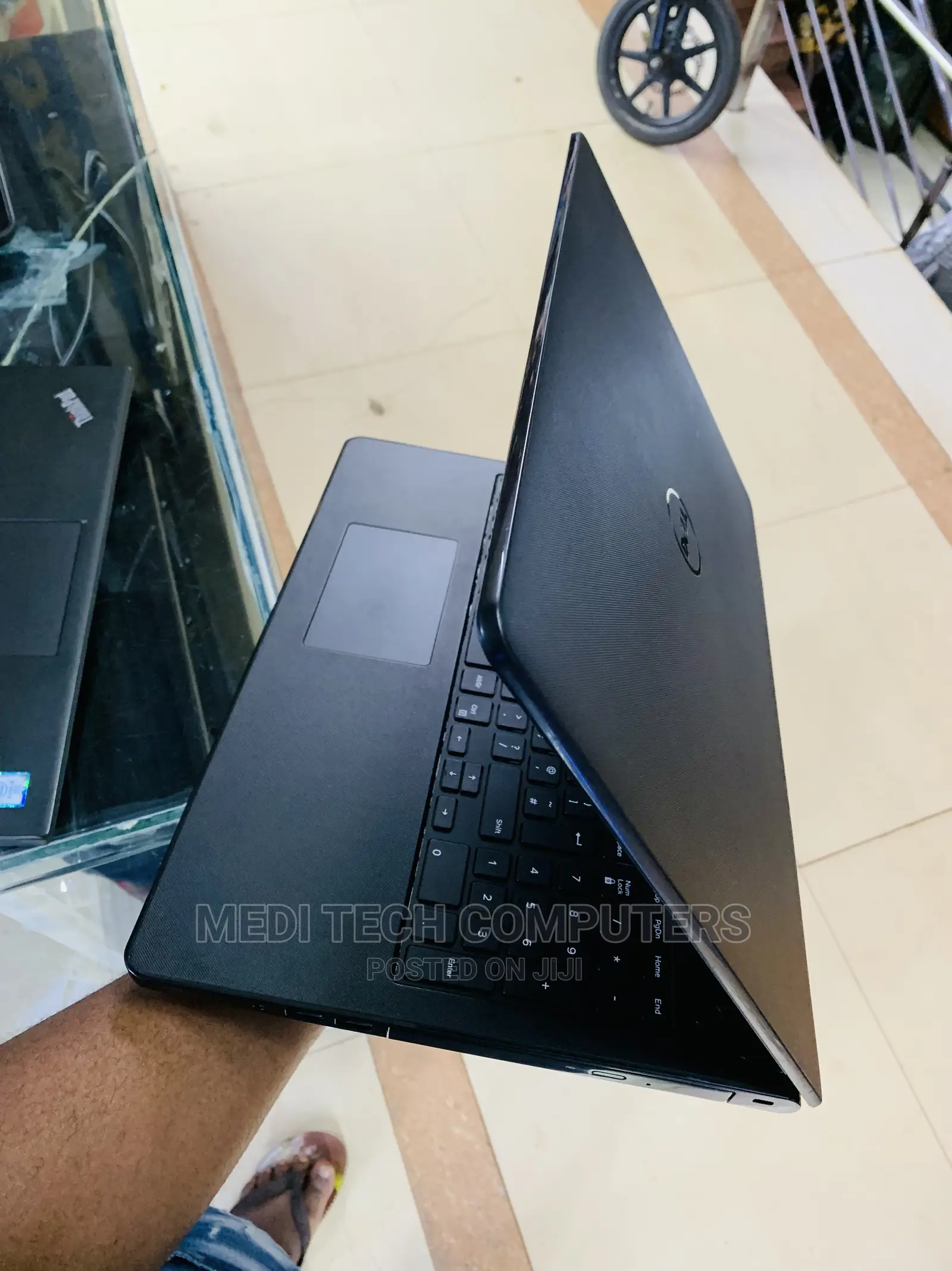Laptop Dell Inspiron 15 3552 4GB Intel Celeron HDD 500GB