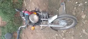 Bajaj RE 2014 Red