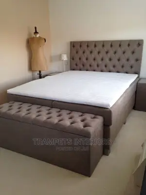 Beds/ Tufted Beds With Ottoman Pouf