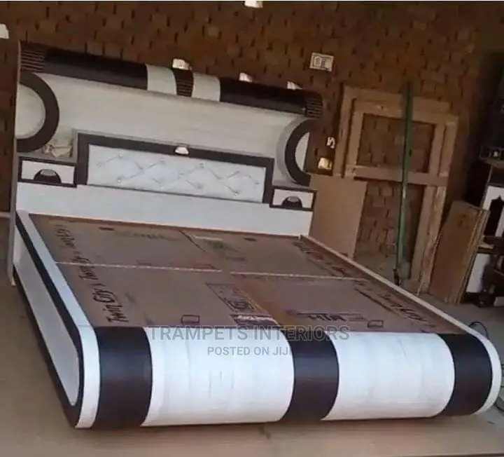 Beds/ Corner Curved Beds