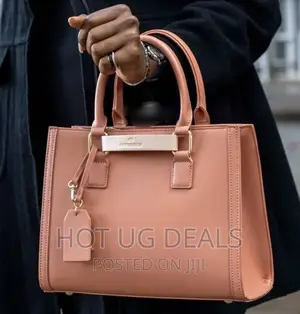 Ladies Designer Handbag - Peach