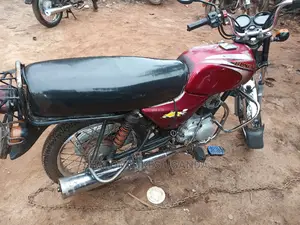 Jinan Qingqi QM125- 2021 Red