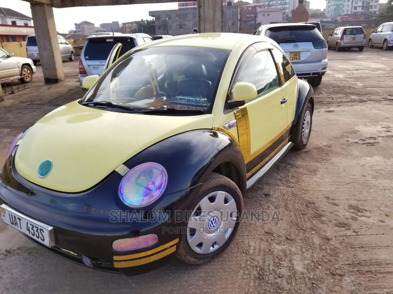 Volkswagen Beetle 2005 Yellow