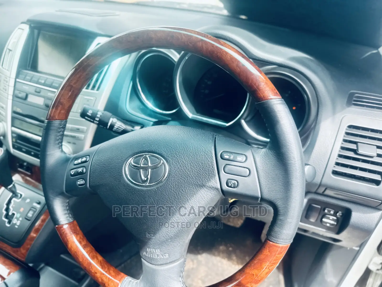 Toyota Harrier 2.4 2011 Pearl