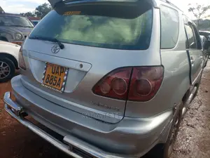 Toyota Harrier 2.2 16V 1998 Silver