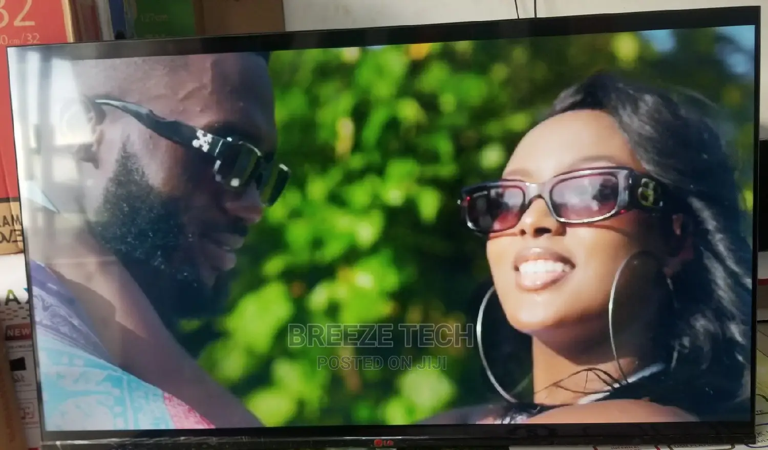 60" Lg Led Tv