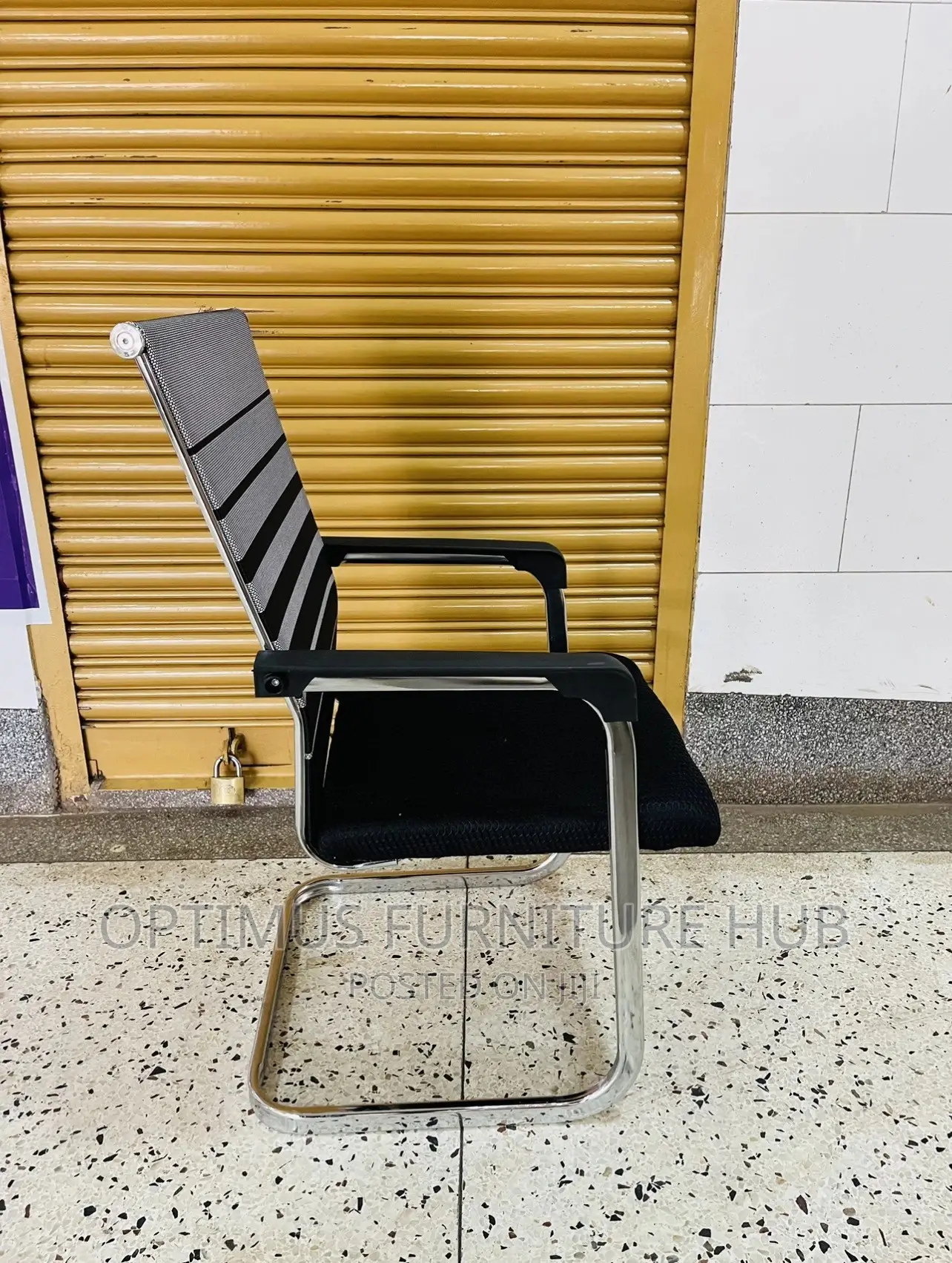 Visitor Chair (Striped)