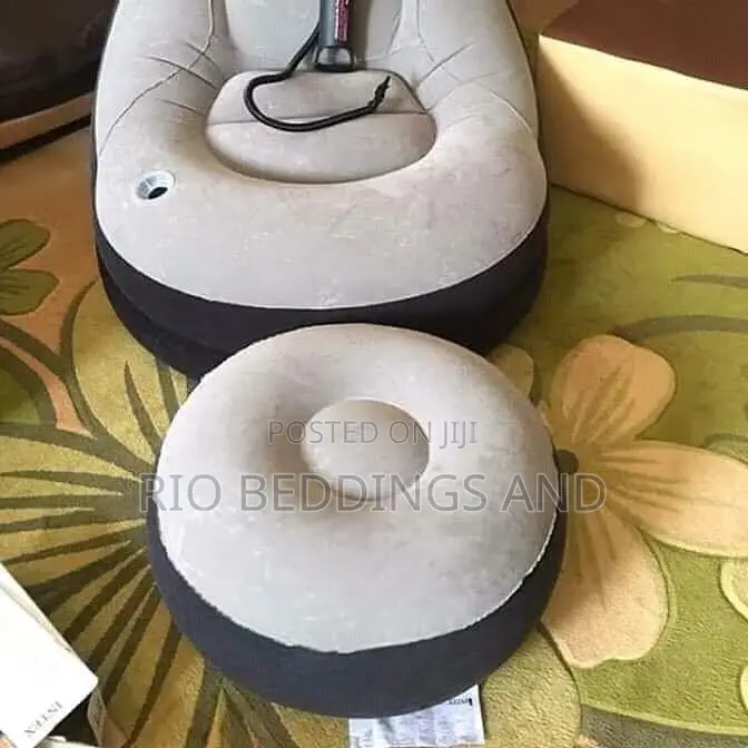 Classic Air Sofa Chair With Stool and Pump