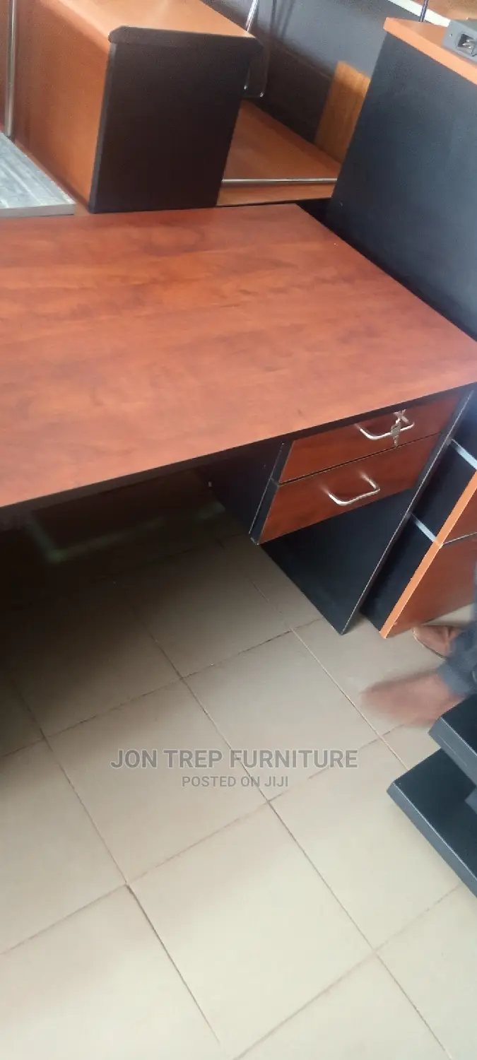 Computer Table 1meter