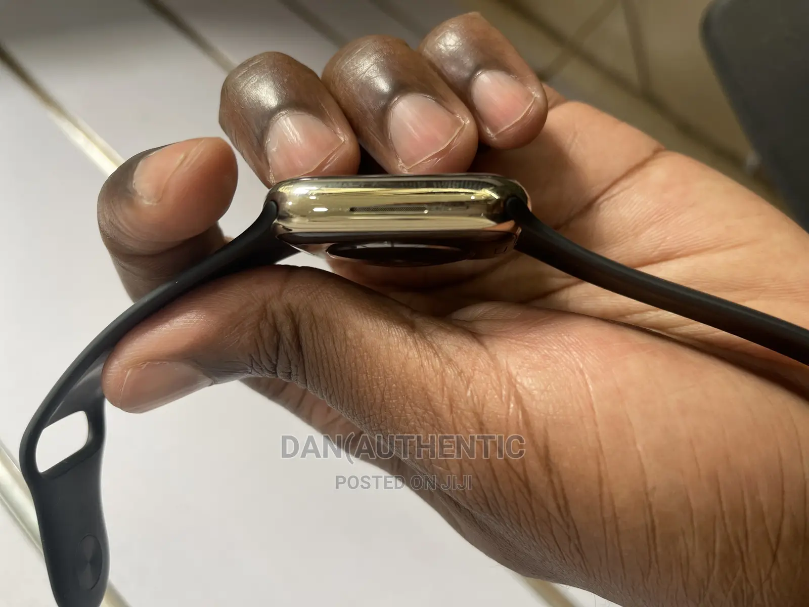 Apple Watch Series 7 Stainless Steel Gold Limited Edition