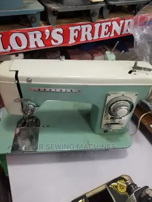 Brother Zigzag Design Japan Sewing Machine