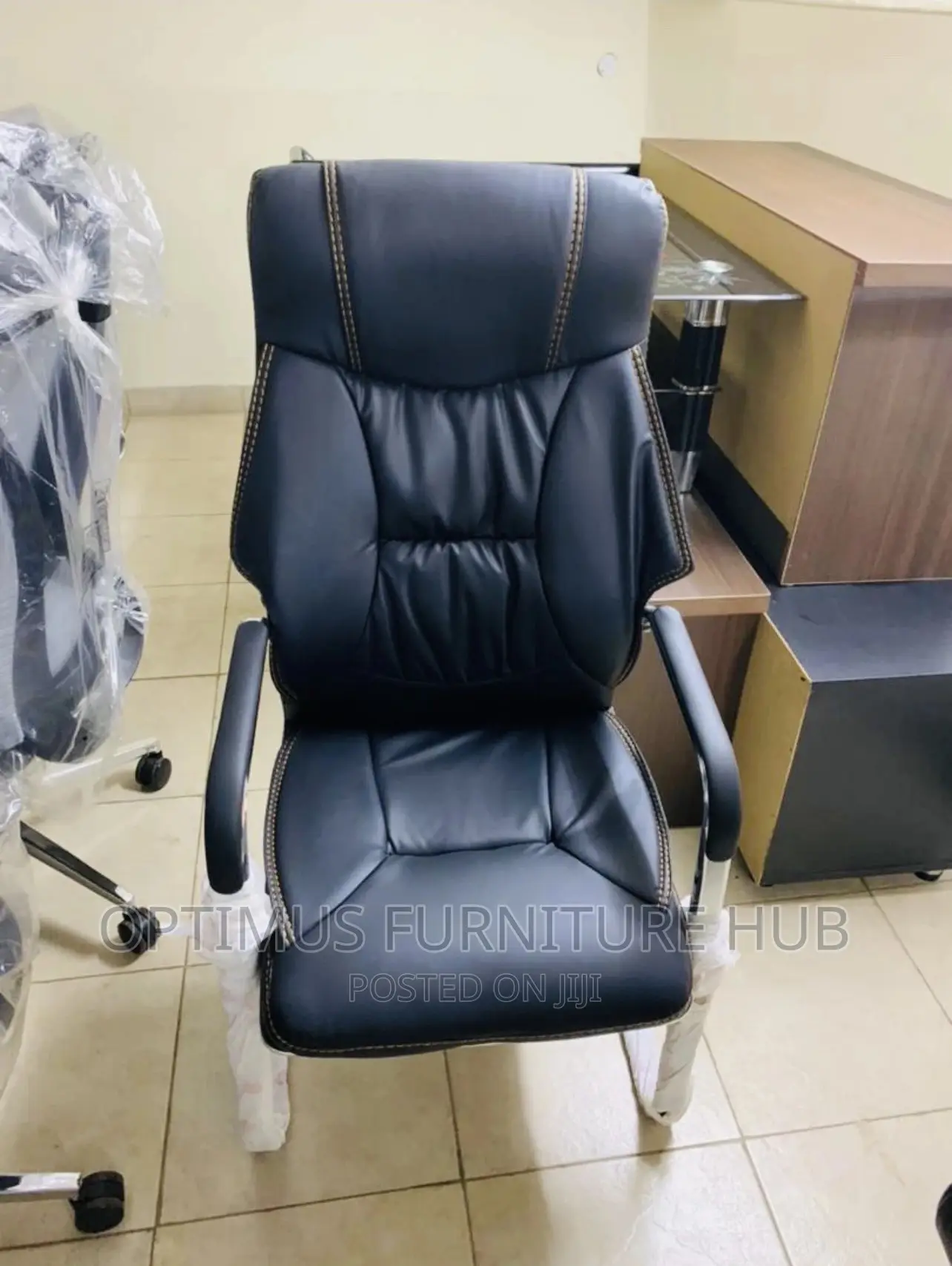 Boardroom Leather Chair (Stitched)