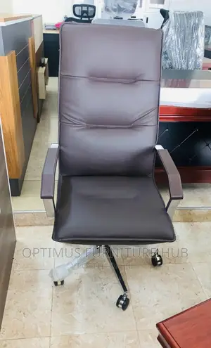 Leather Chair (Brown)