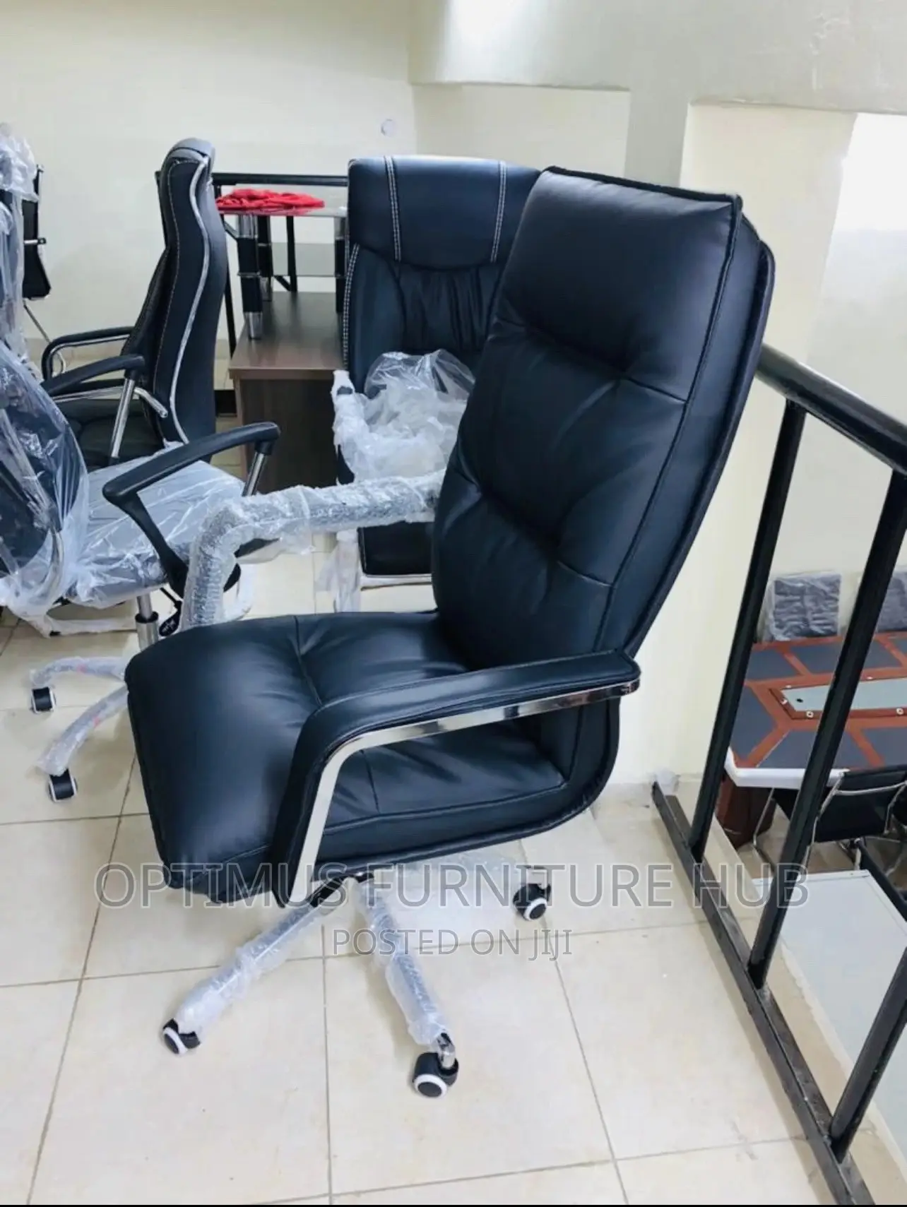 Black Leather Chair (Padded Back)