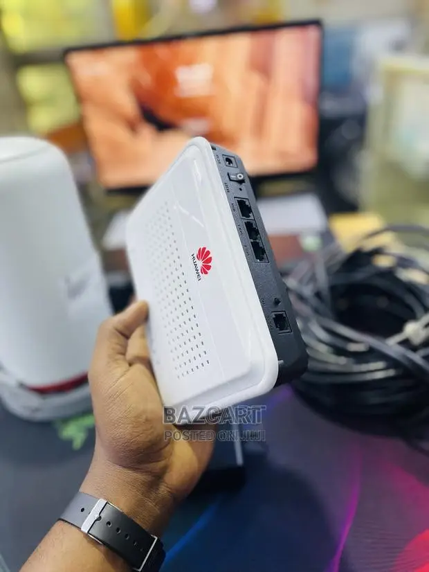 Huawei 4G Indoor-Outdoor Cpe Router in Central Division - Networking ...