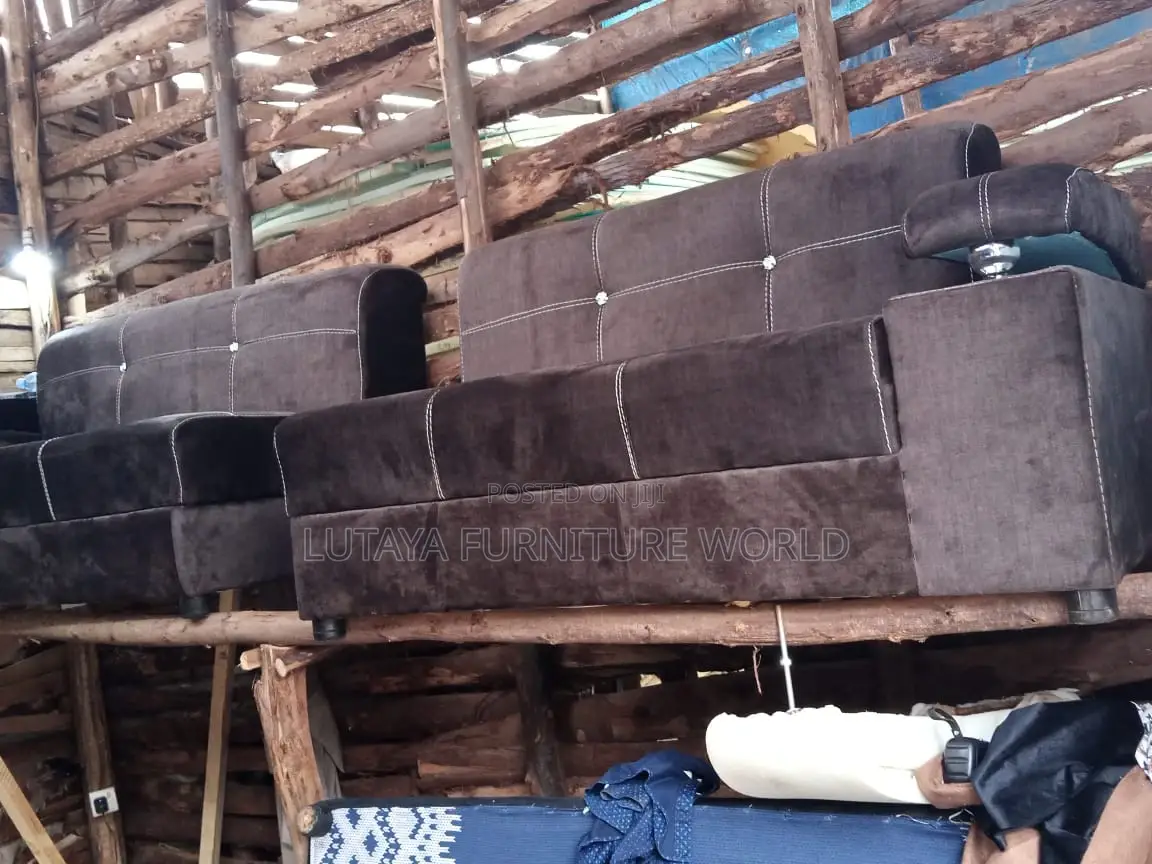Sofas for Sale in Good Materials