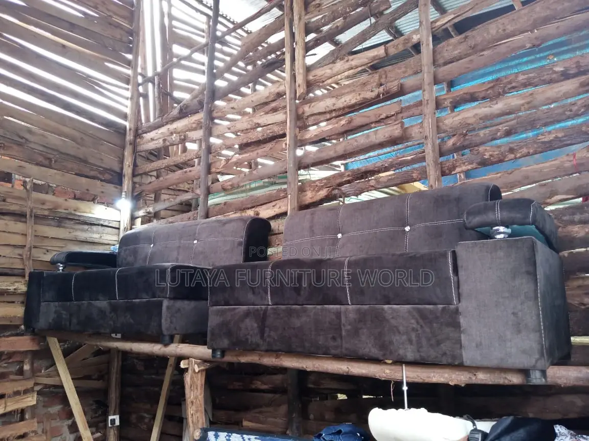 Sofas for Sale in Good Materials