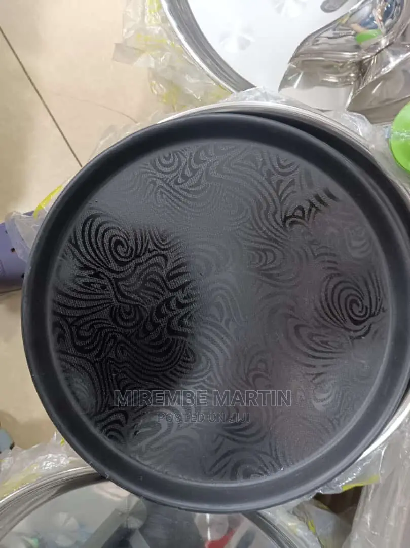 Round Tray