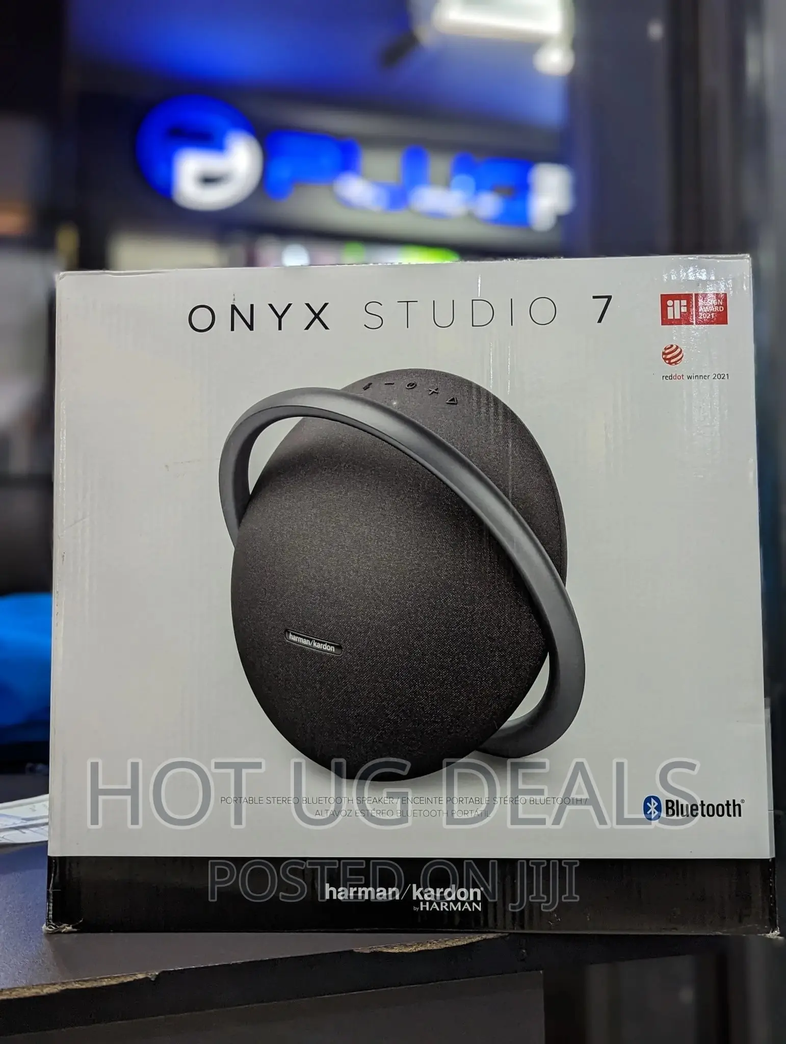 Harman Kardon Onyx Studio 7 Wireless Bluetooth Speaker-Black