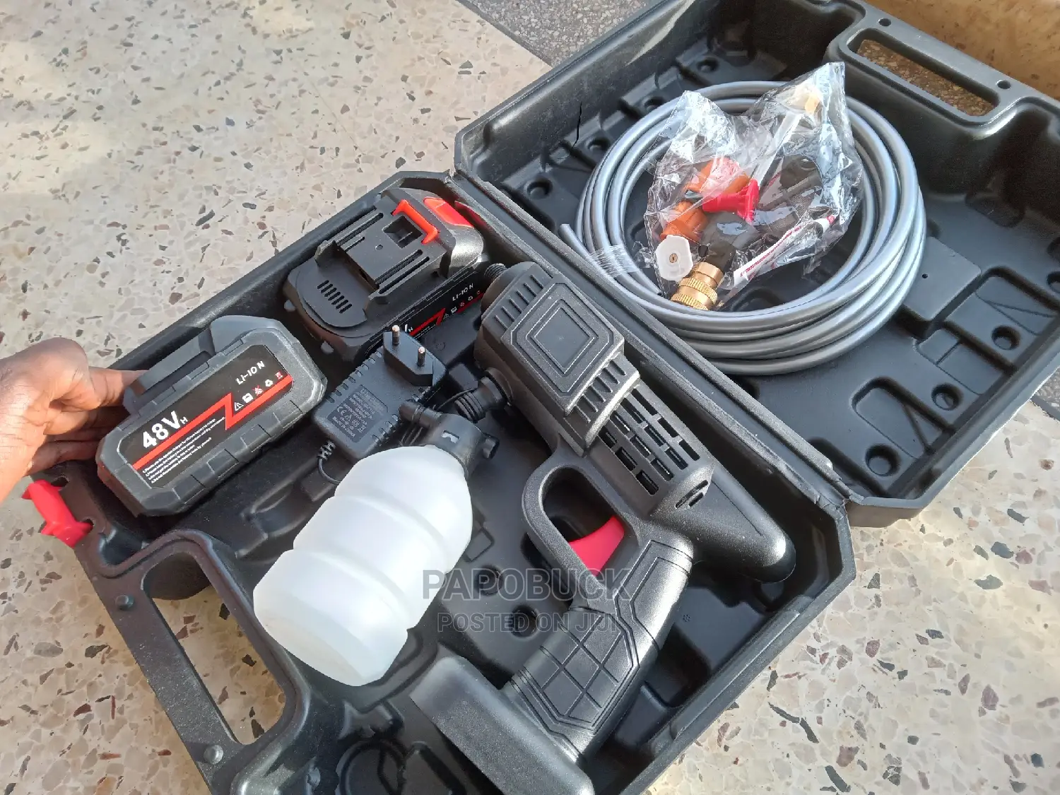 High Pressure Car Washer With 2 Batteries