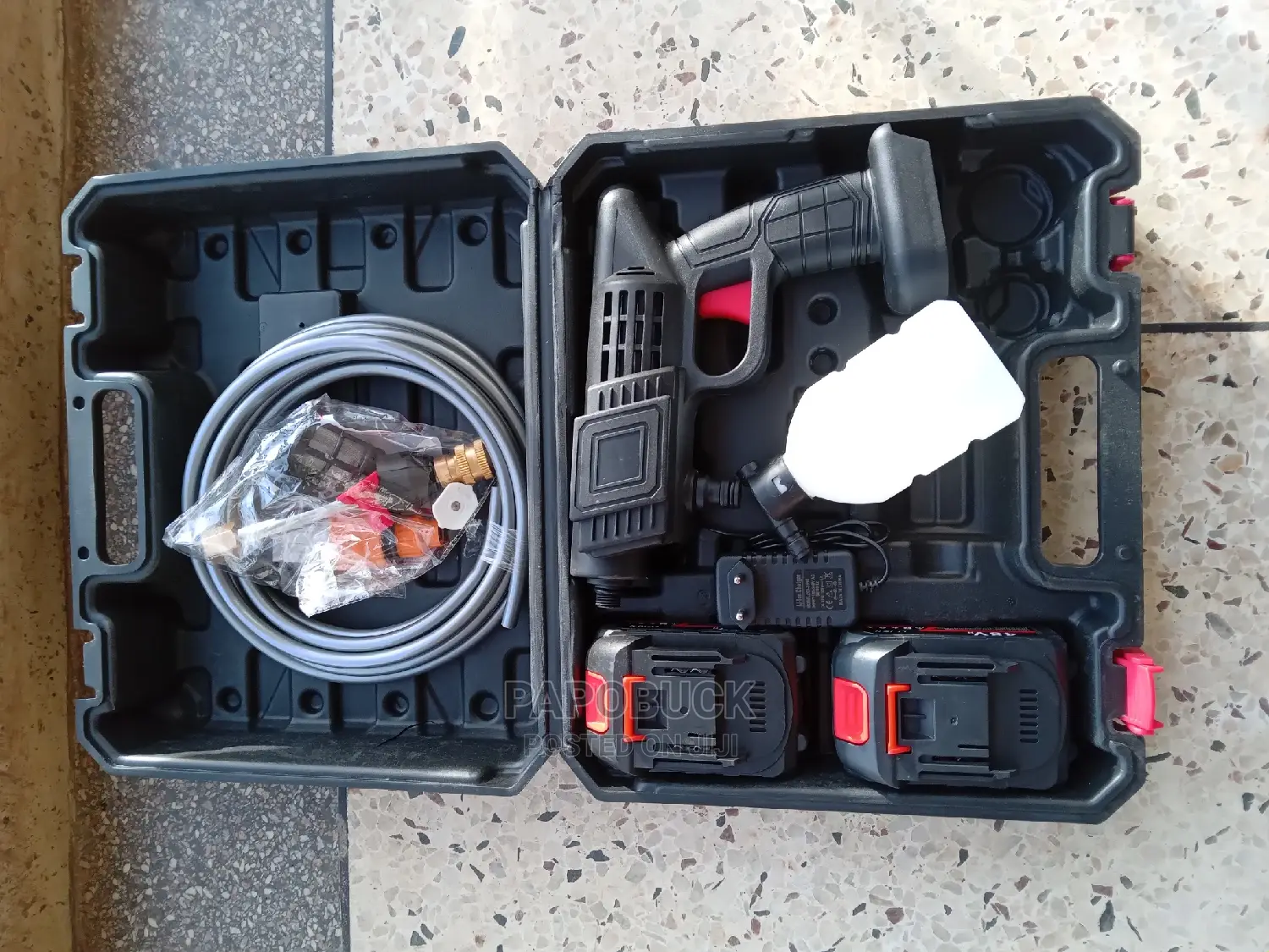 High Pressure Car Washer With 2 Batteries