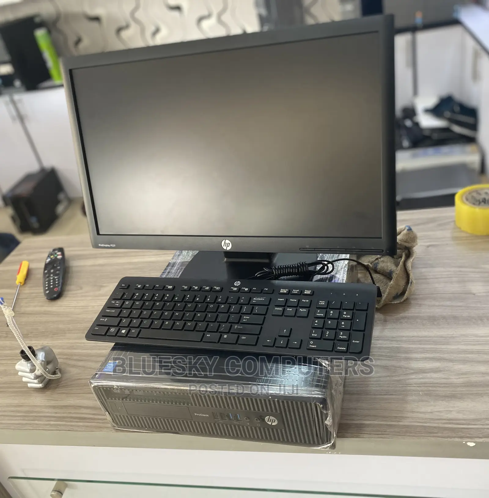 Desktop Computer HP EliteOne 800 G3 4GB Intel Core I5 HDD 500GB