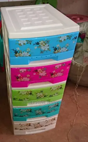 Plastic Drower, or Plastic Trolly