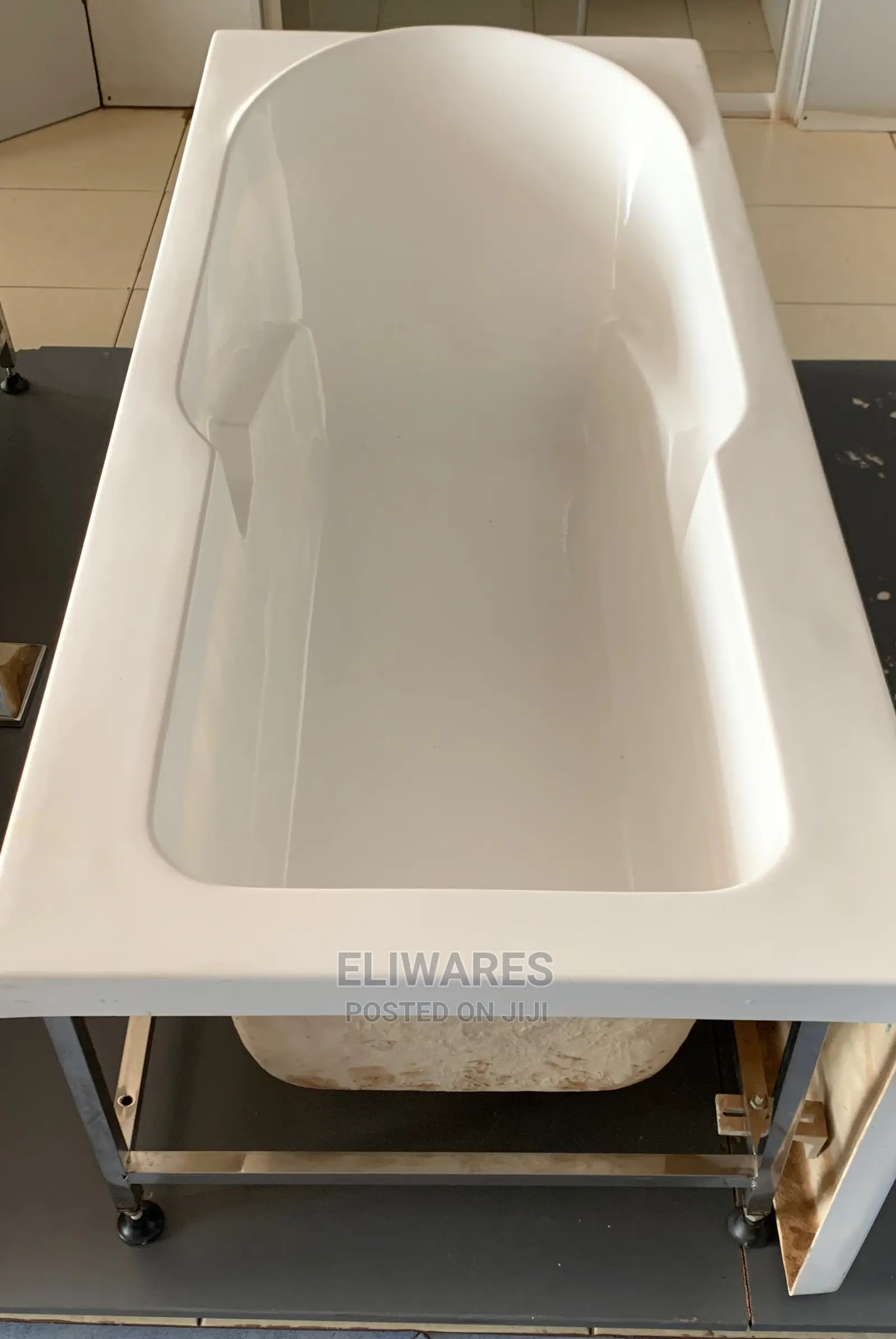 Fibre Bathtub