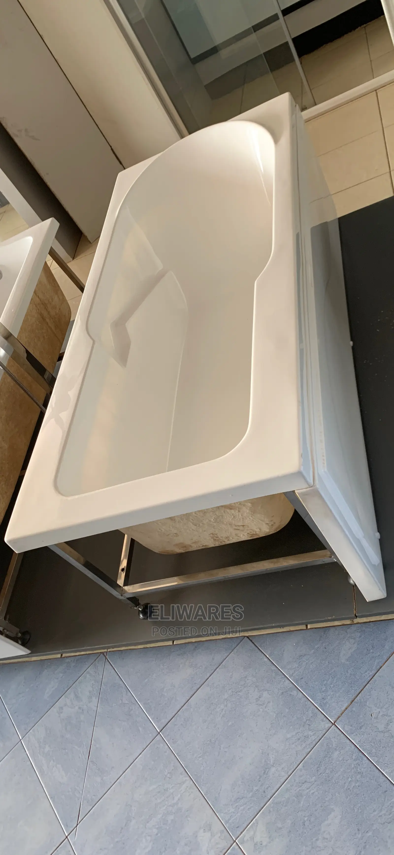 Fibre Bathtub