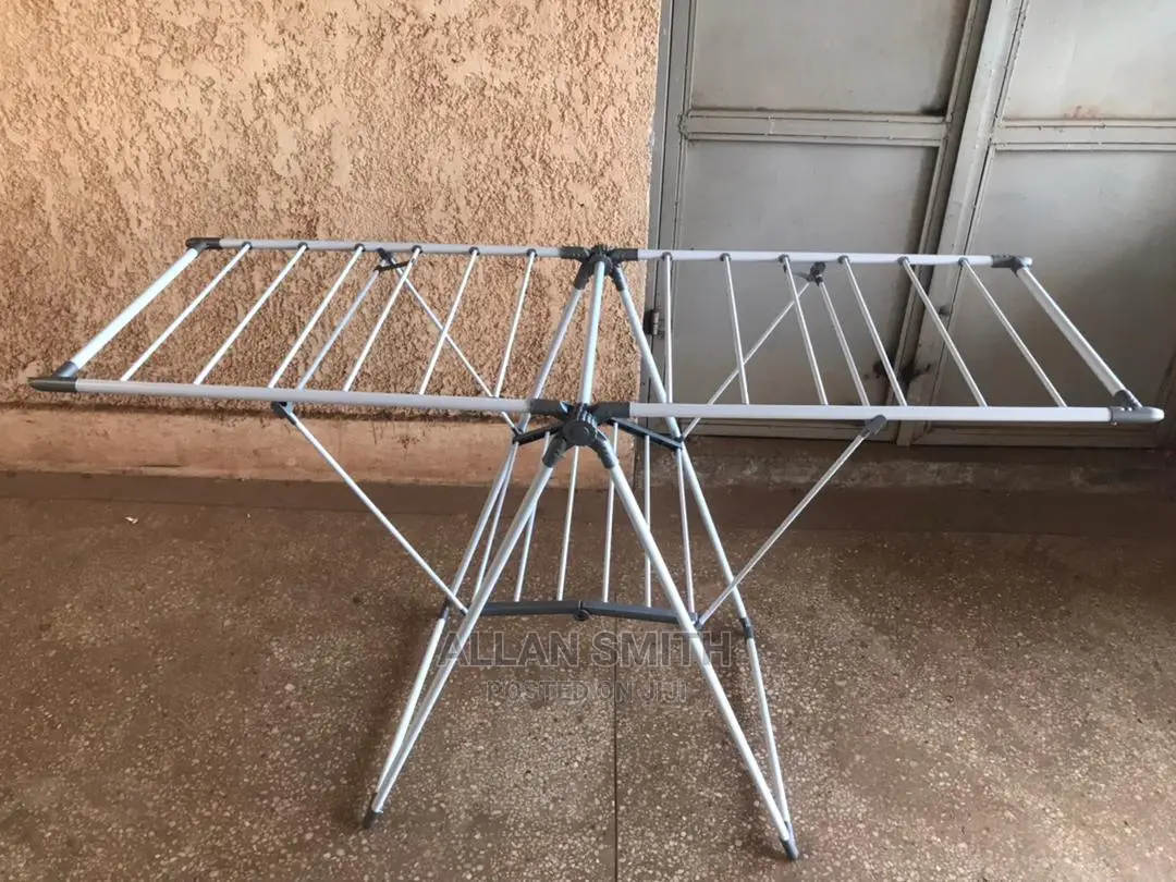 Plastic Cloth Hanging Rack