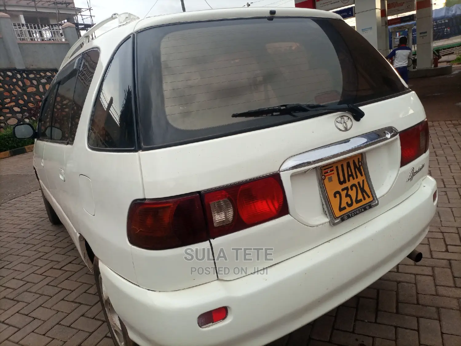 Toyota Ipsum 2001 White