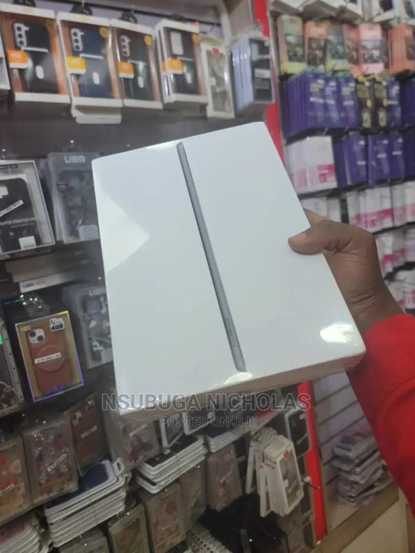 New Apple iPad 10.2 (2021) 256 GB Gray