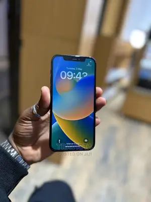 Photo - Apple iPhone 12 Pro 128 GB Blue